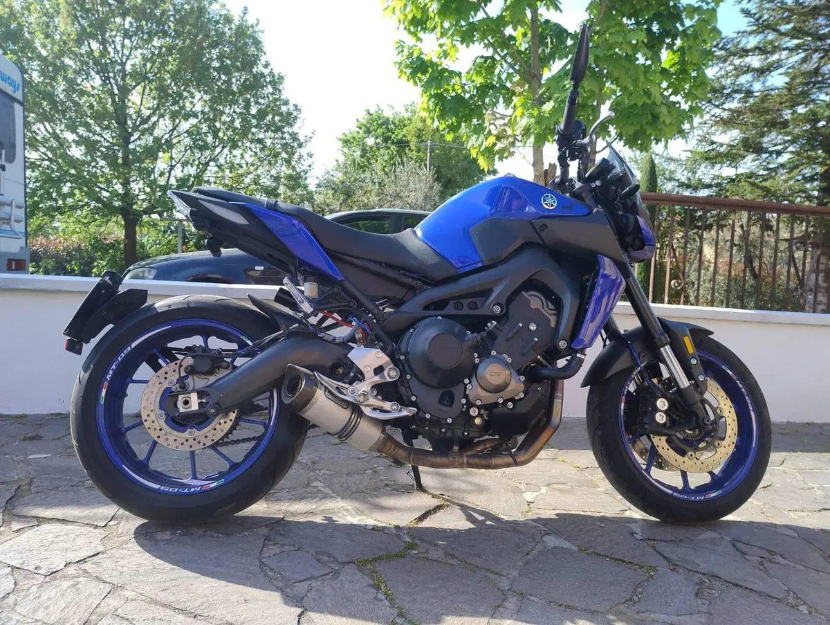 Yamaha MT-09 (2017 - 20) (4)
