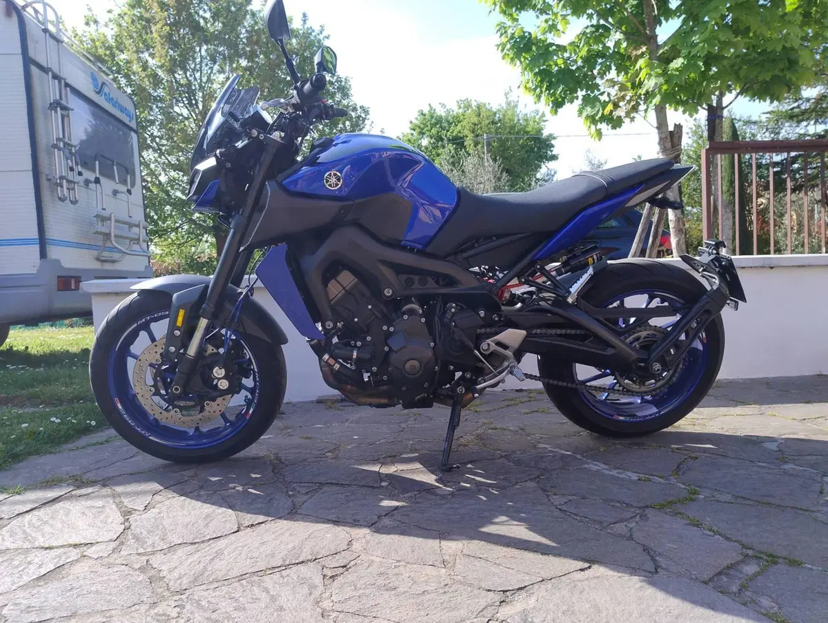 Yamaha MT-09 (2017 - 20) (5)