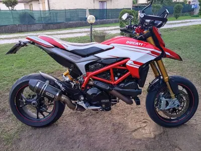 Ducati Hypermotard 939 SP (2016 - 18) usata
