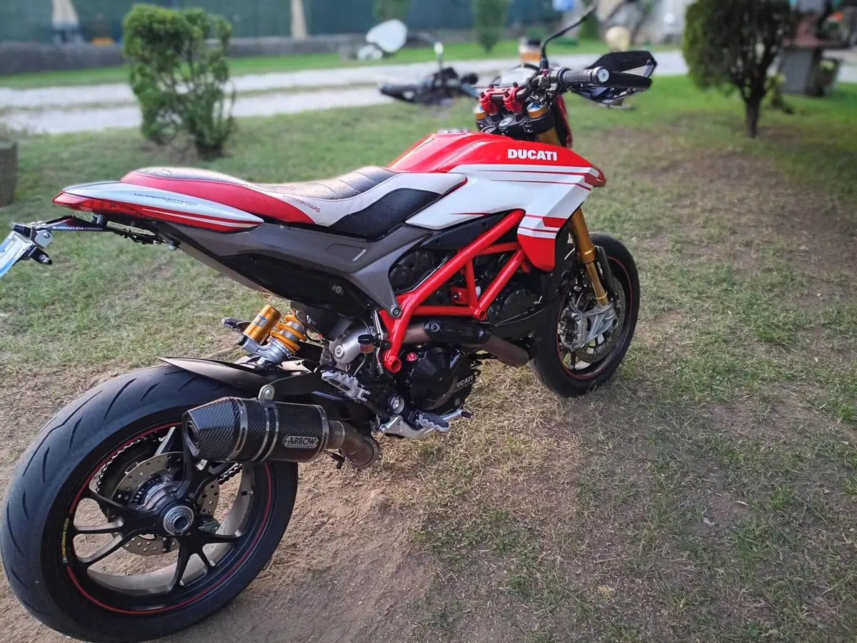 Ducati Hypermotard 939 SP (2016 - 18) (4)