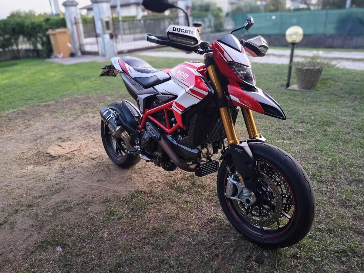 Ducati Hypermotard 939 SP (2016 - 18) (5)