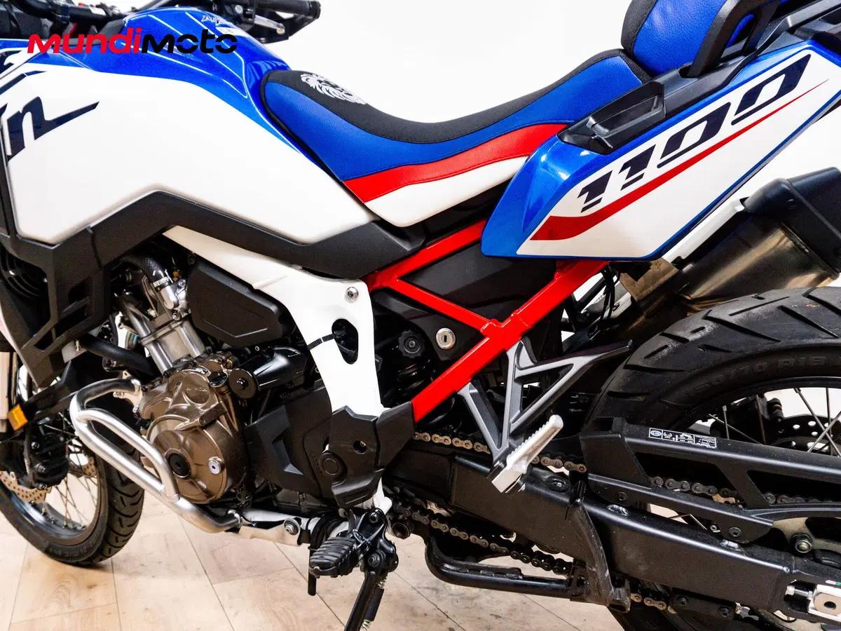 Honda Africa Twin CRF 1100L DCT (2022 - 23) (10)