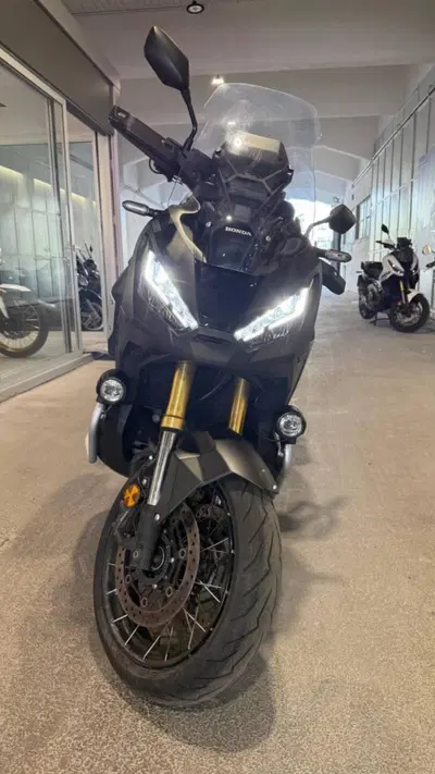 Honda X-ADV 750 DCT Travel (2021 - 24) usata