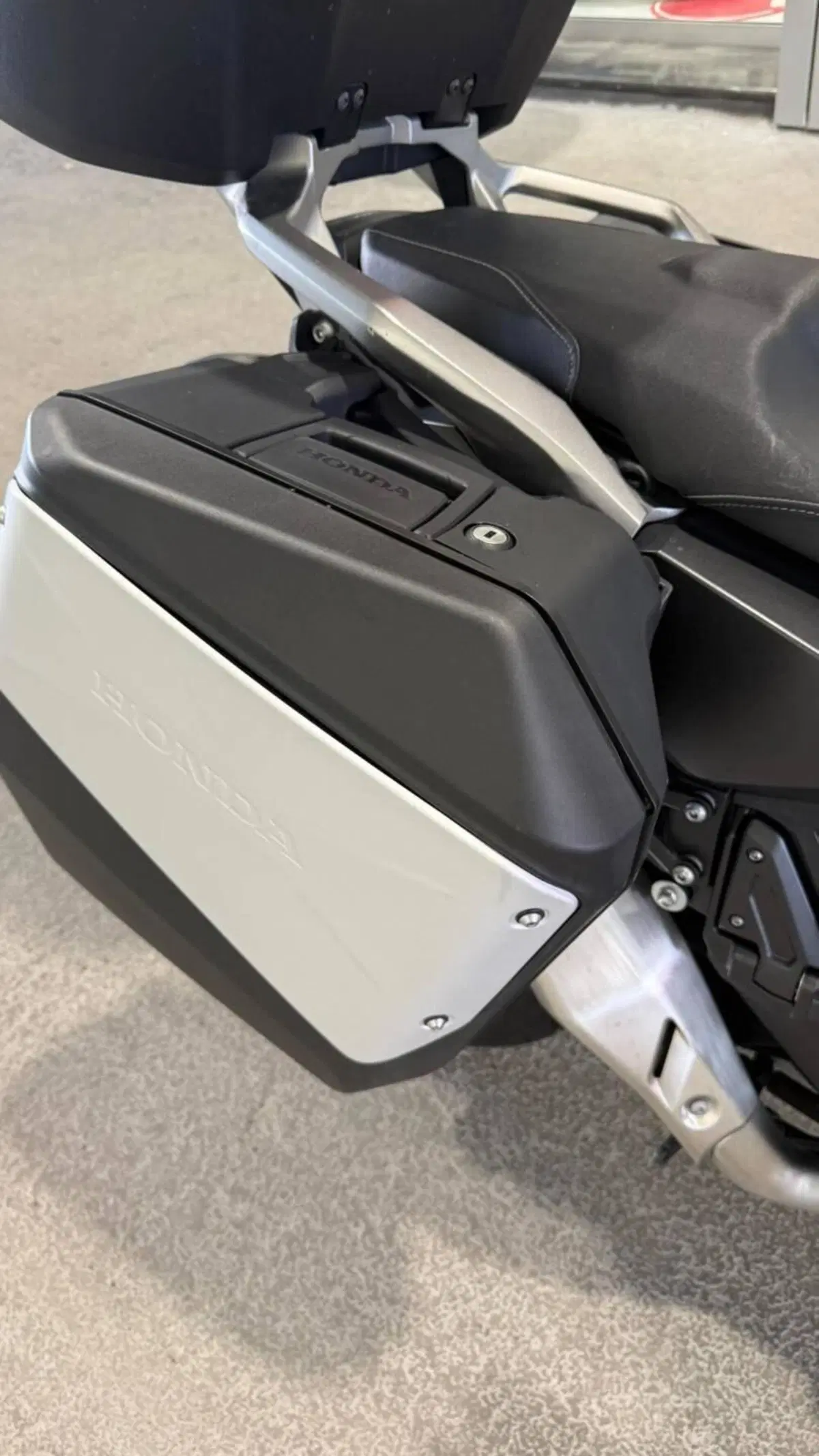 Honda X-ADV 750 DCT Travel (2021 - 24) (6)