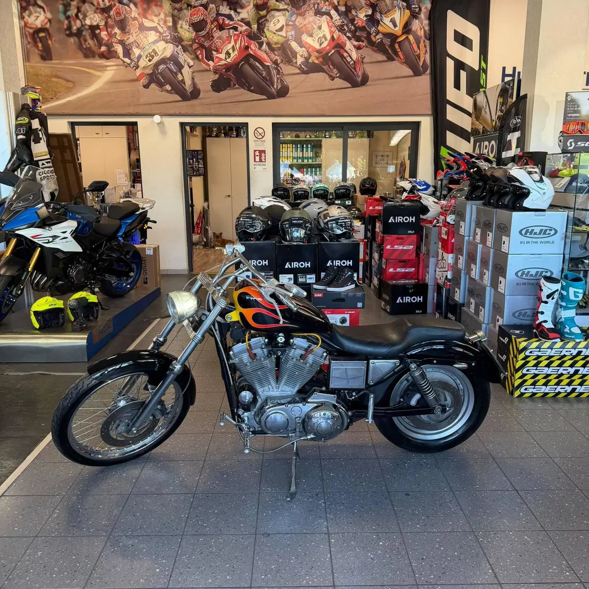 Harley-Davidson 883 Standard (1994 - 00) - XLH (2)
