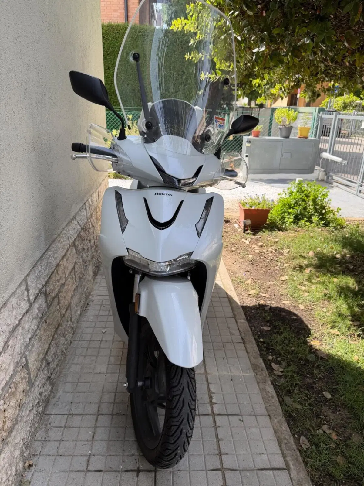Honda SH 150 (2026) (2)