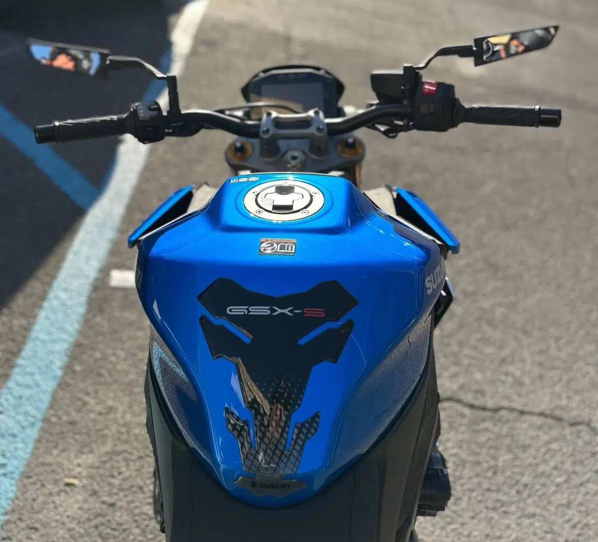 Suzuki GSX-S1000 (2021 - 25) (8)