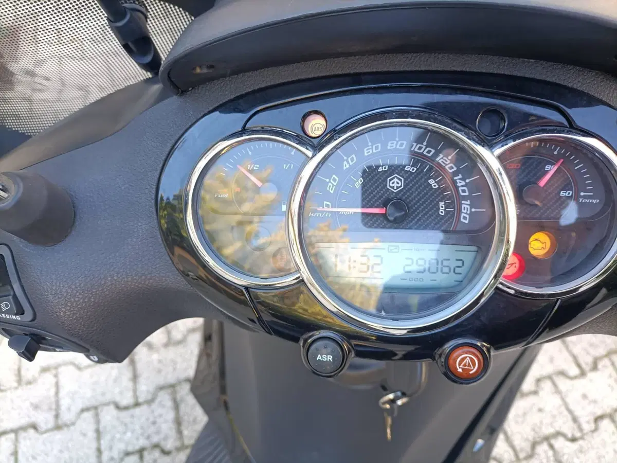 Piaggio Beverly 300 i.e. Police ABS-ASR (2017 - 20)