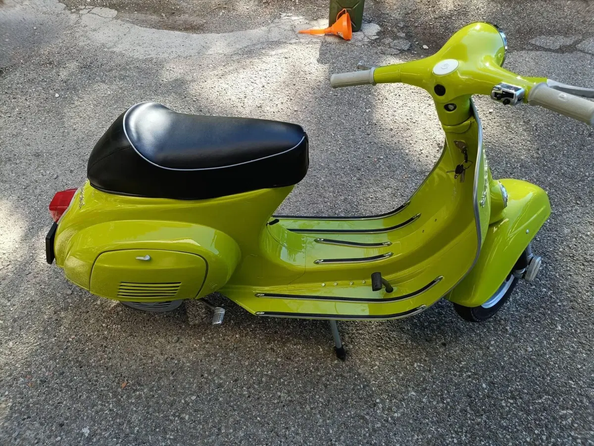 Piaggio Vespa 50 l (12)