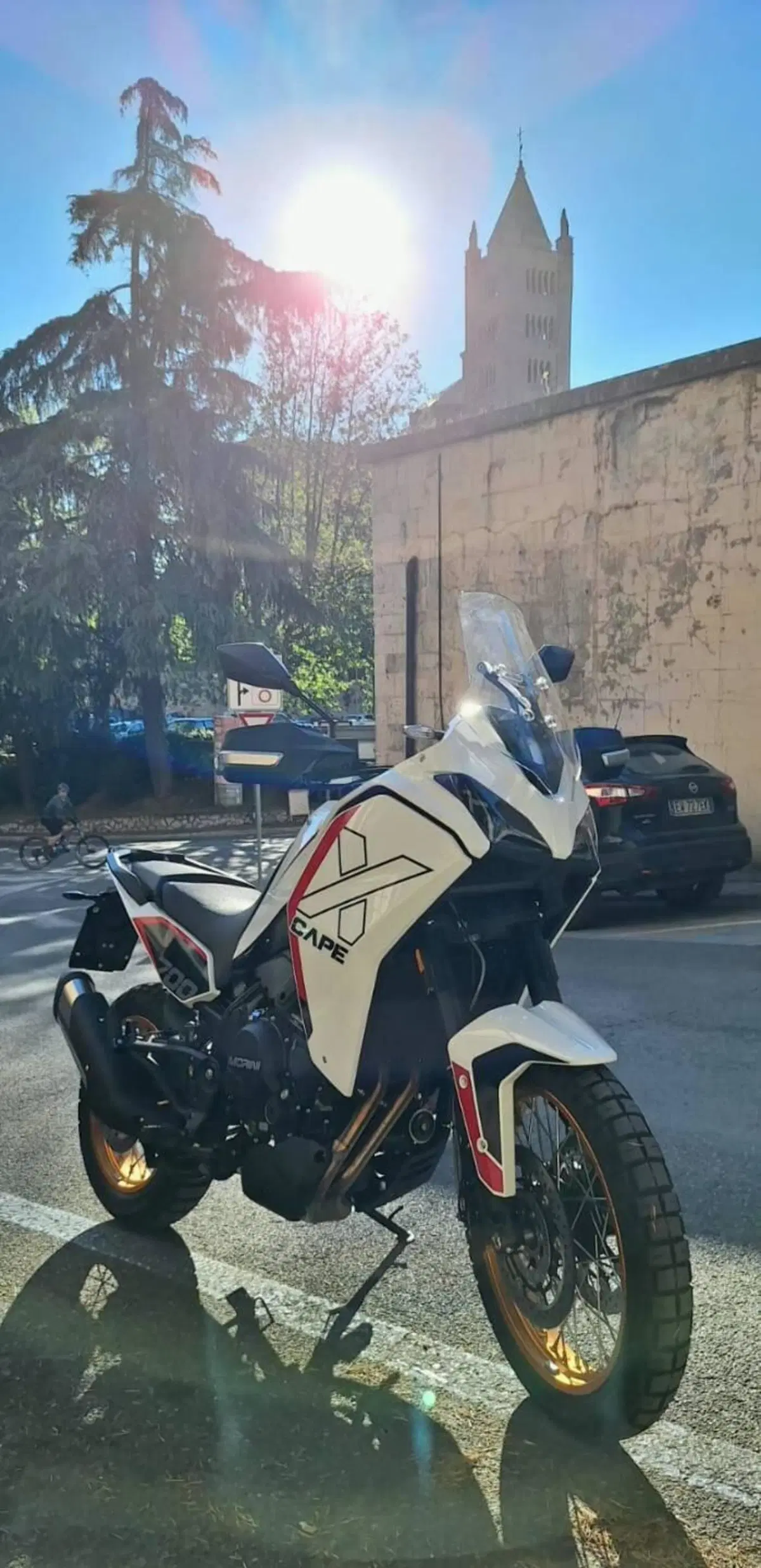 Moto Morini X-Cape 700 Gold Edition (2025 - 26) (3)