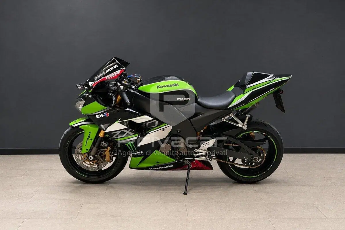 Kawasaki Ninja 1000 ZX-10R (2004 - 05) (2)