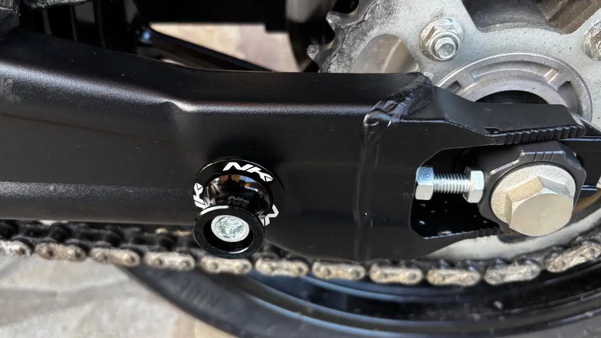 CFMOTO 300NK (2021 - 26) (12)