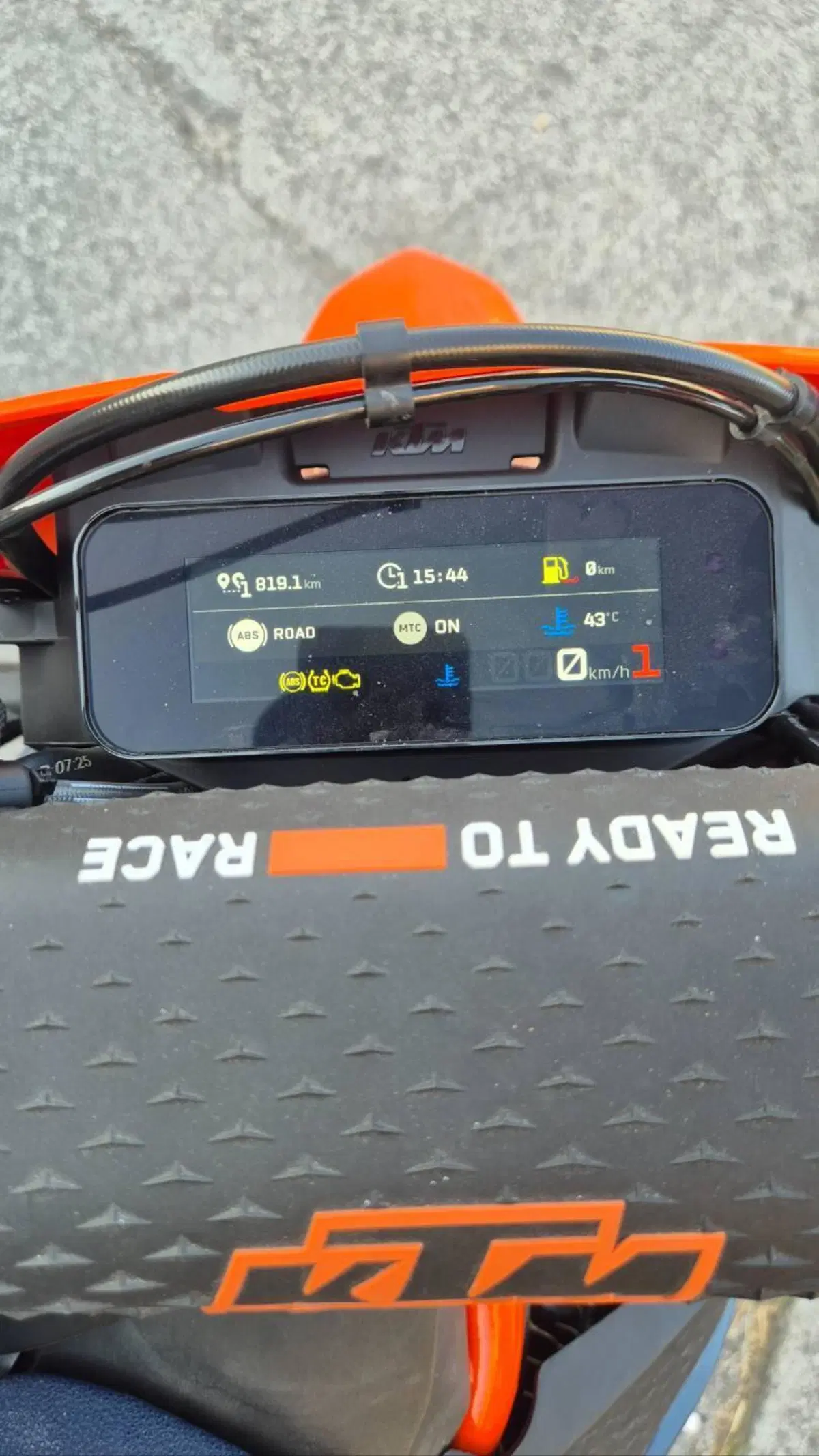 KTM 690 SMC R (2026 - 27) (5)