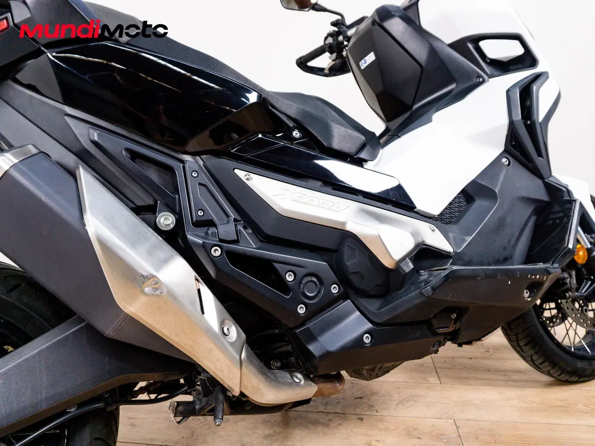 Honda X-ADV 750 (2017) (4)