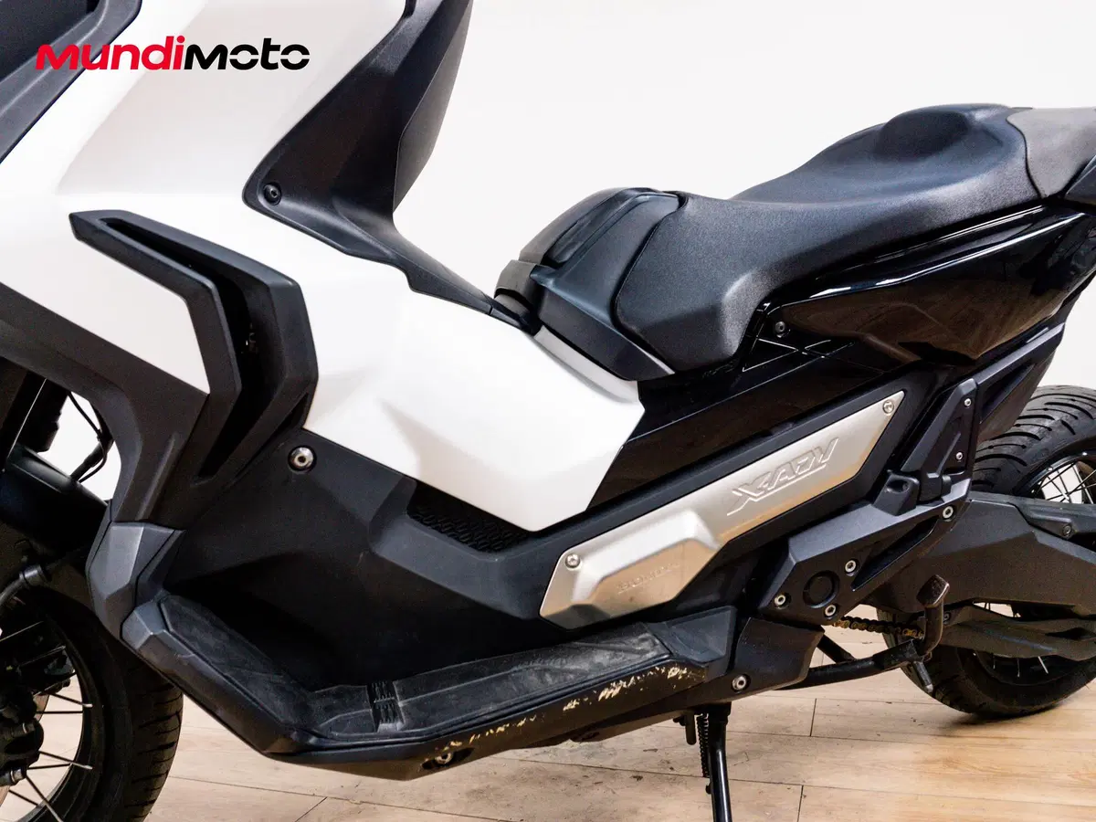 Honda X-ADV 750 (2017) (9)