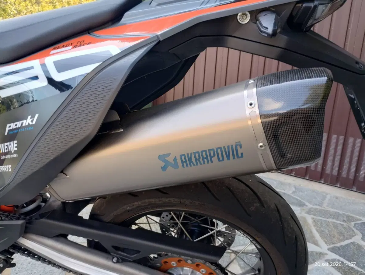 KTM 690 SMC R (2021 - 22) (3)
