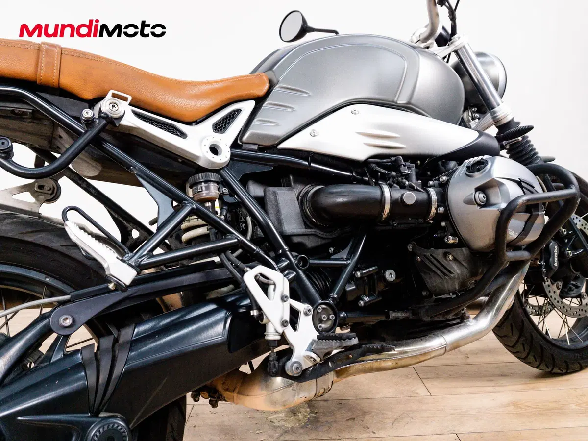 Bmw R nineT Scrambler (2021 - 24) (4)