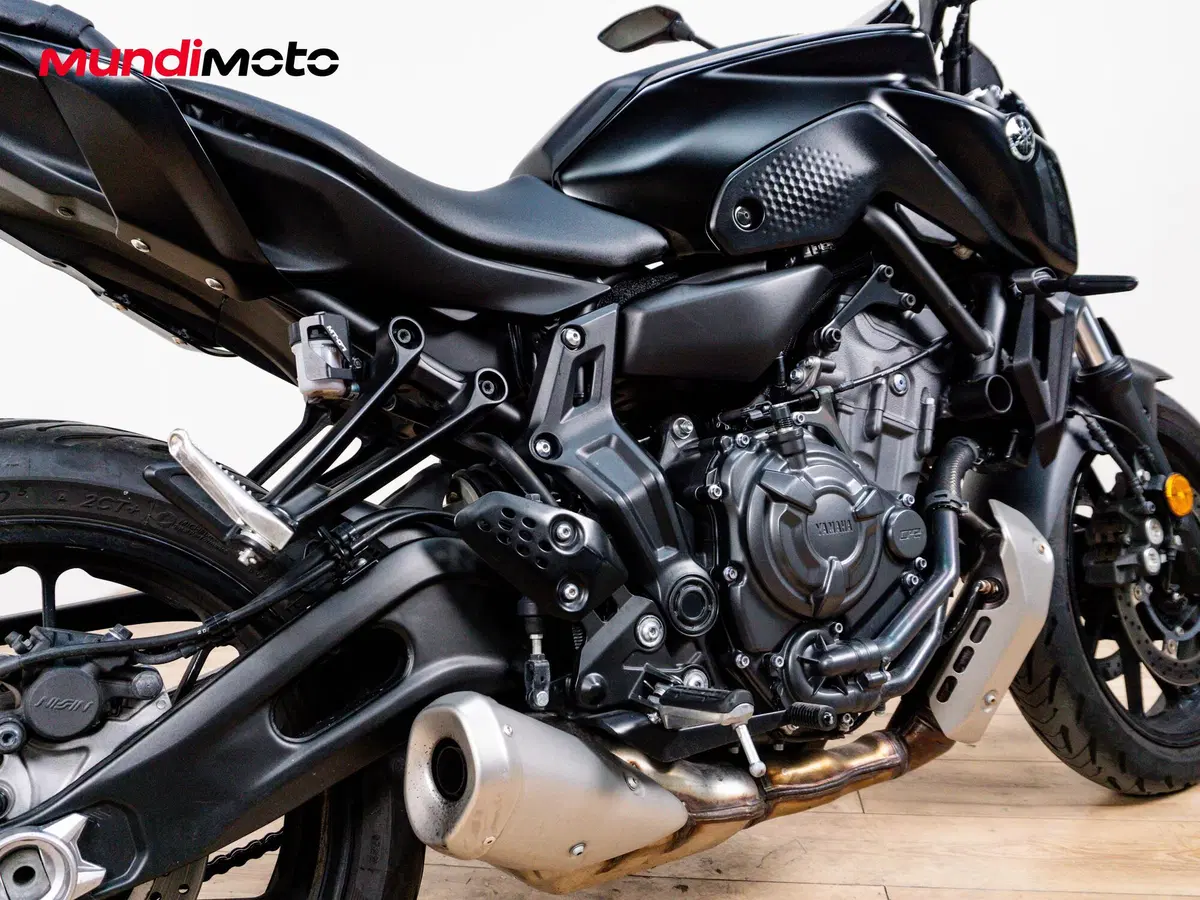 Yamaha MT-07 (2014 - 16) (3)