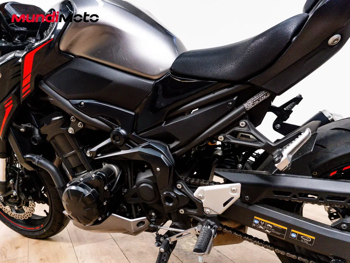 Kawasaki Z 900 (2019) (10)