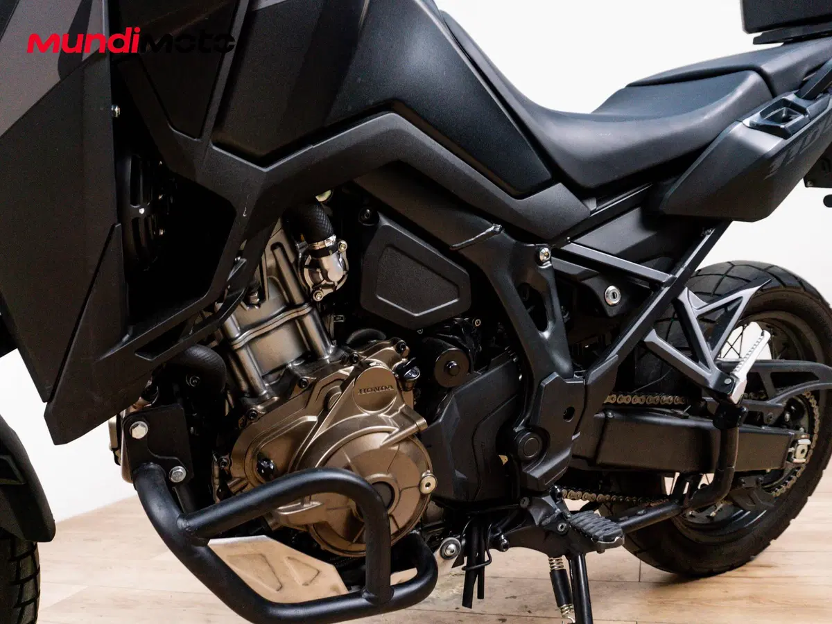Honda Africa Twin CRF 1100L DCT (2022 - 23) (9)