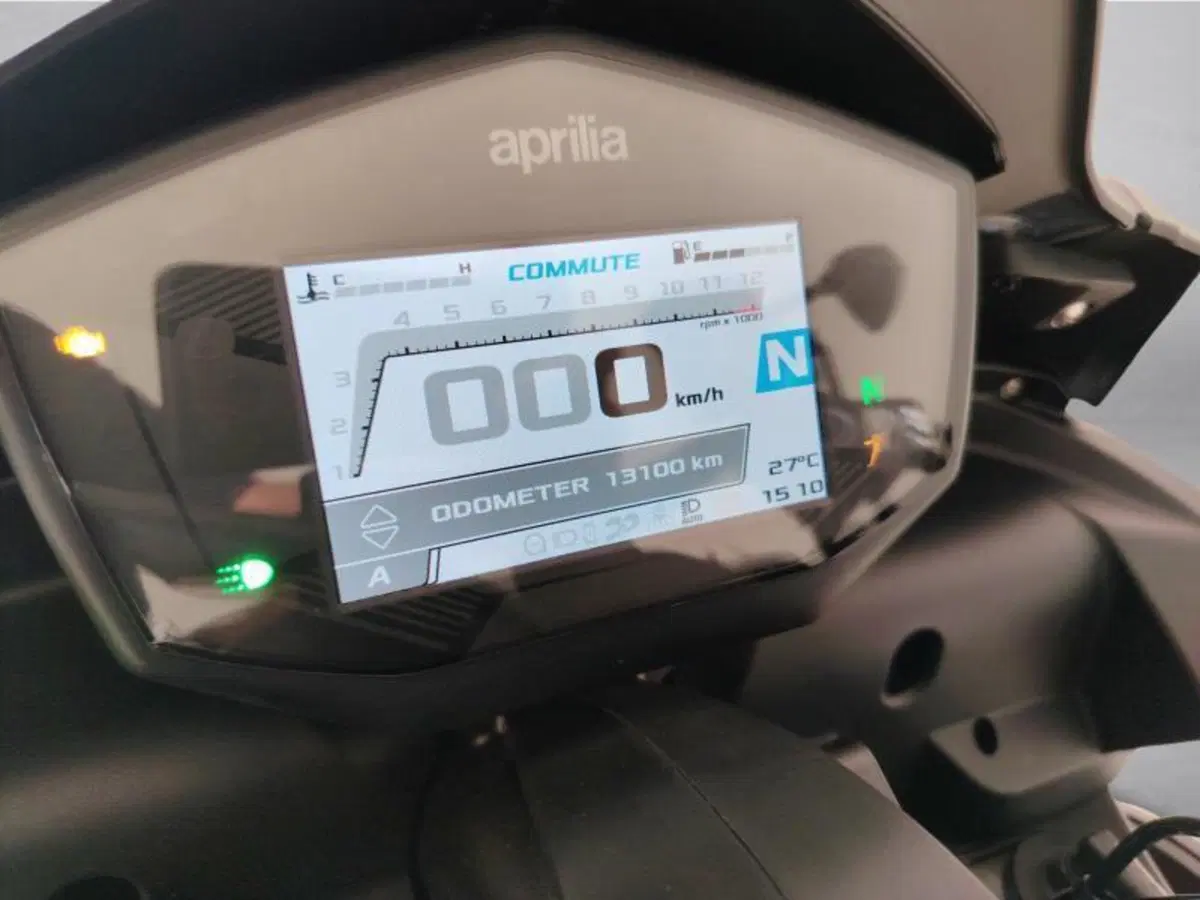 Aprilia Tuono 660 Factory (2022 - 24) (12)