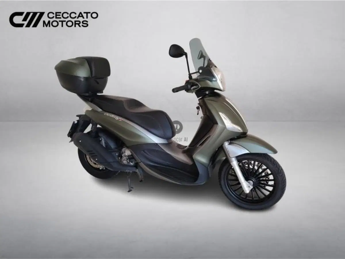 Piaggio Beverly 300 S i.e. ABS-ASR (2016 - 20) (2)