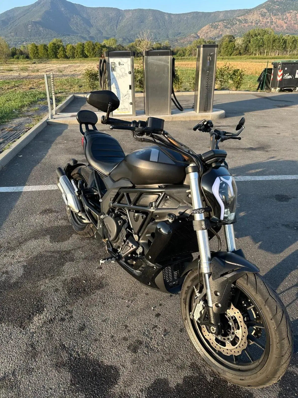 Benelli 502 C (2021 - 25) (7)