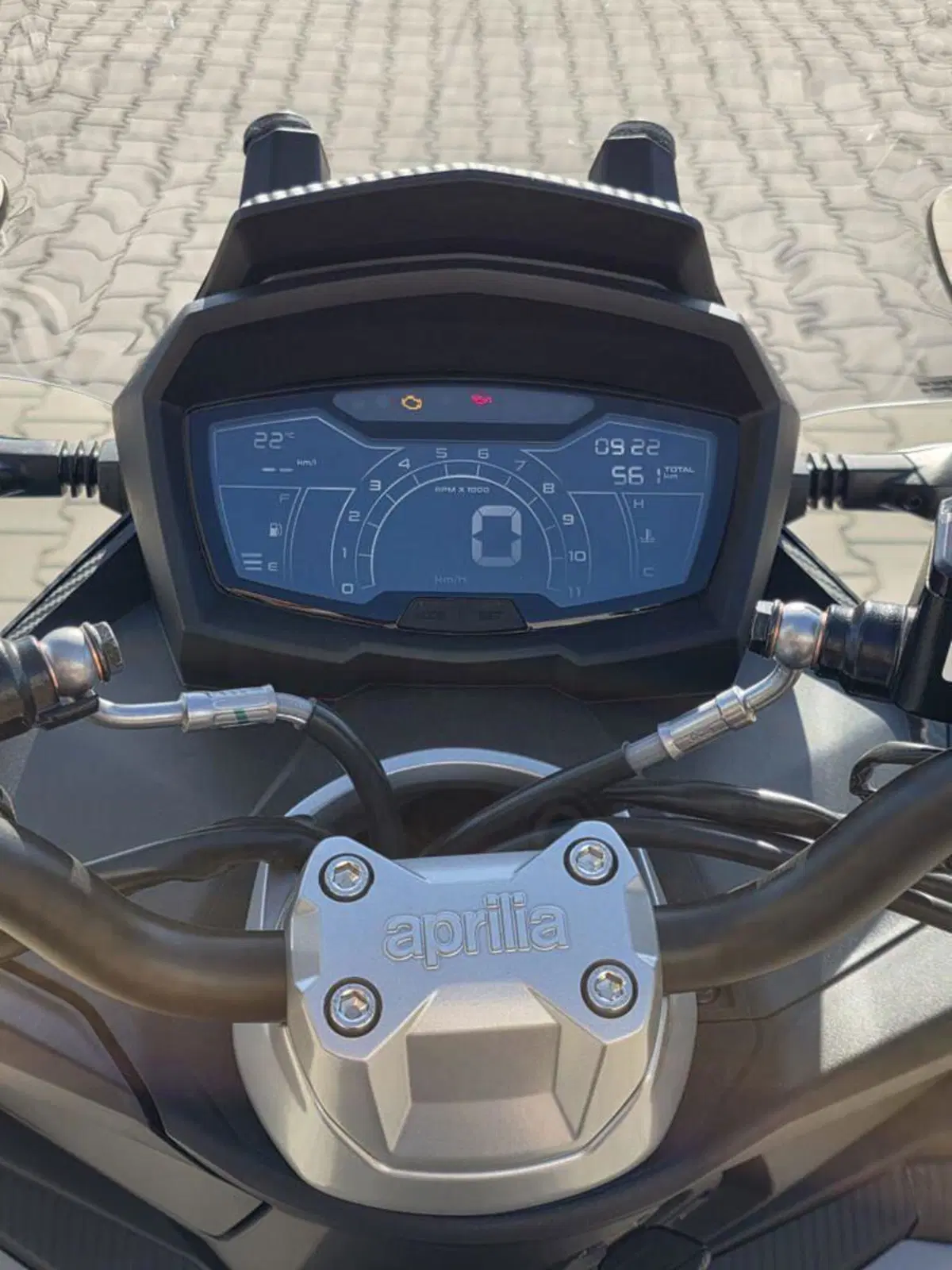 Aprilia SR GT 200 (2025 - 26) (7)