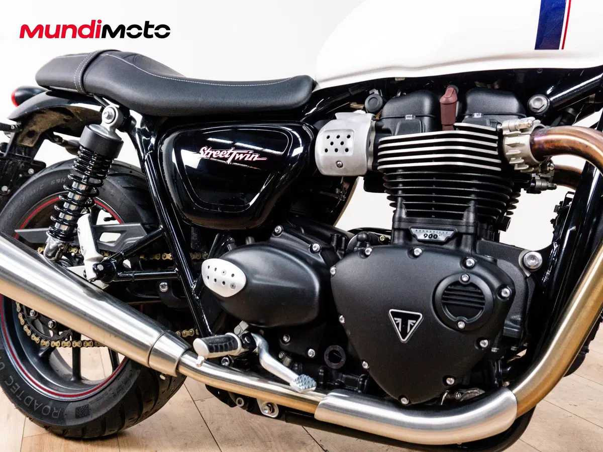 Triumph Street Twin 900 (2017 - 18) (5)