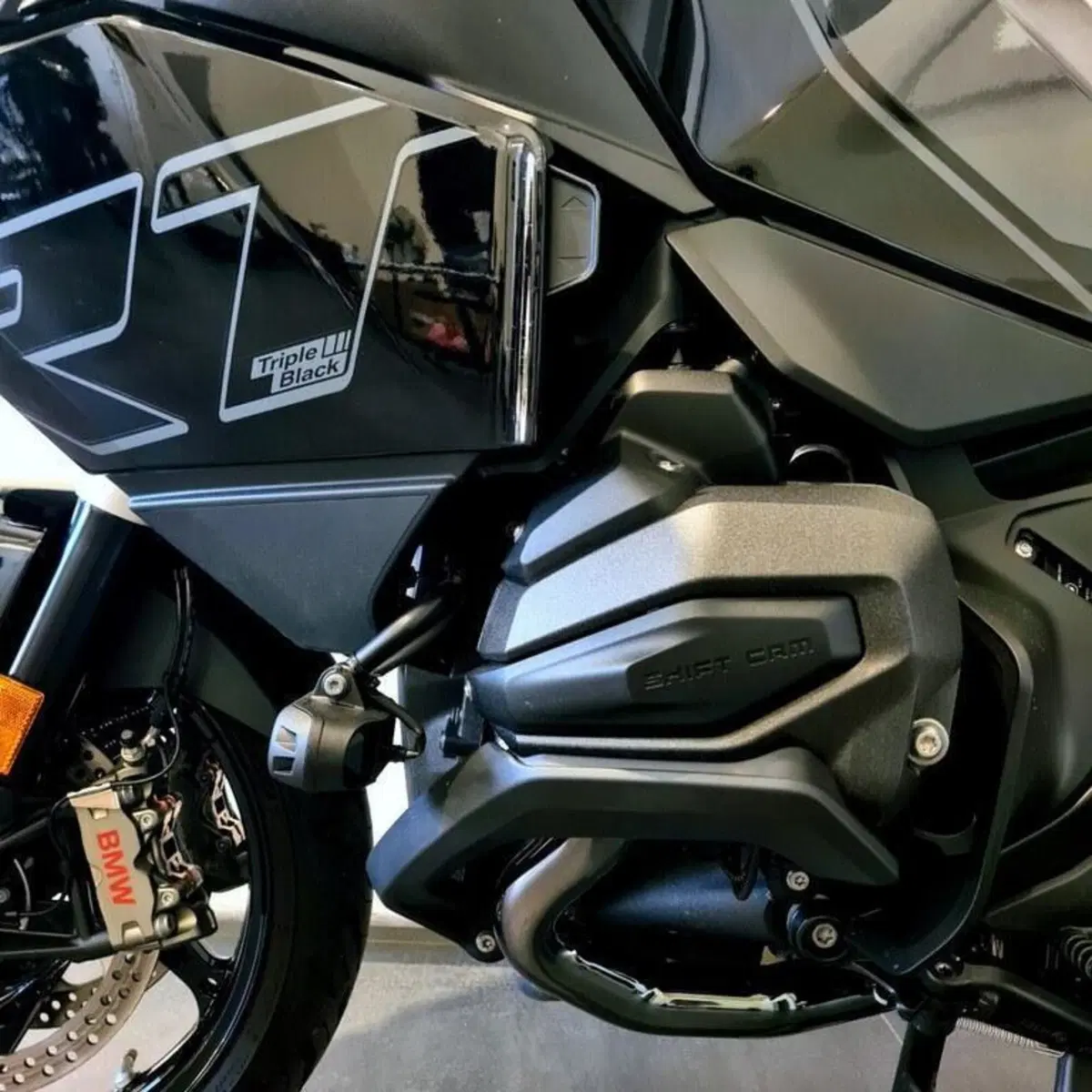 Bmw R 1300 RT (2026) (10)