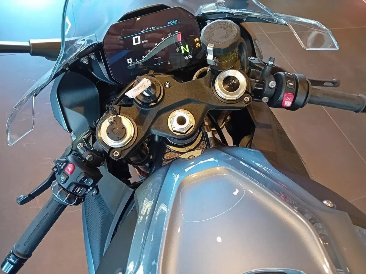 Bmw S 1000 RR (2025 - 27) (7)