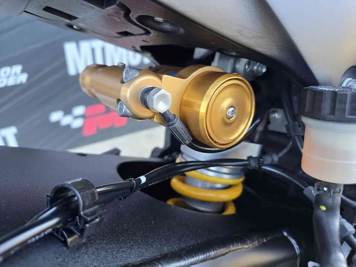Yamaha YZF R6 (2017 - 20) (18)