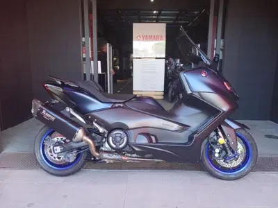 Yamaha T-Max 560 (2022 - 24) usata