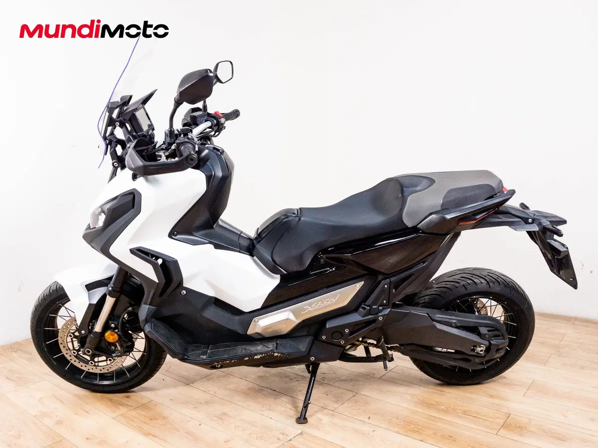 Honda X-ADV 750 (2017) (6)