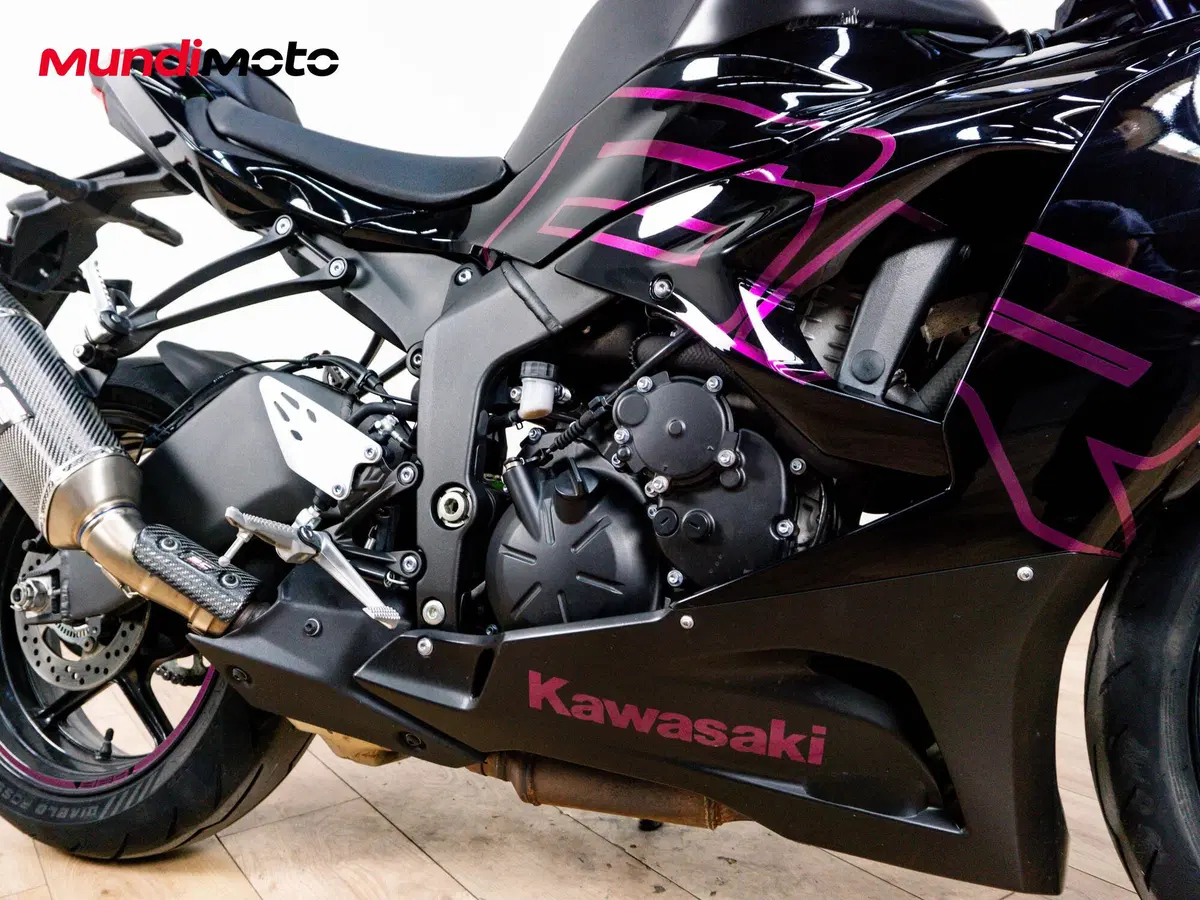 Kawasaki Ninja 636 ZX-6R (2024 - 26) (5)
