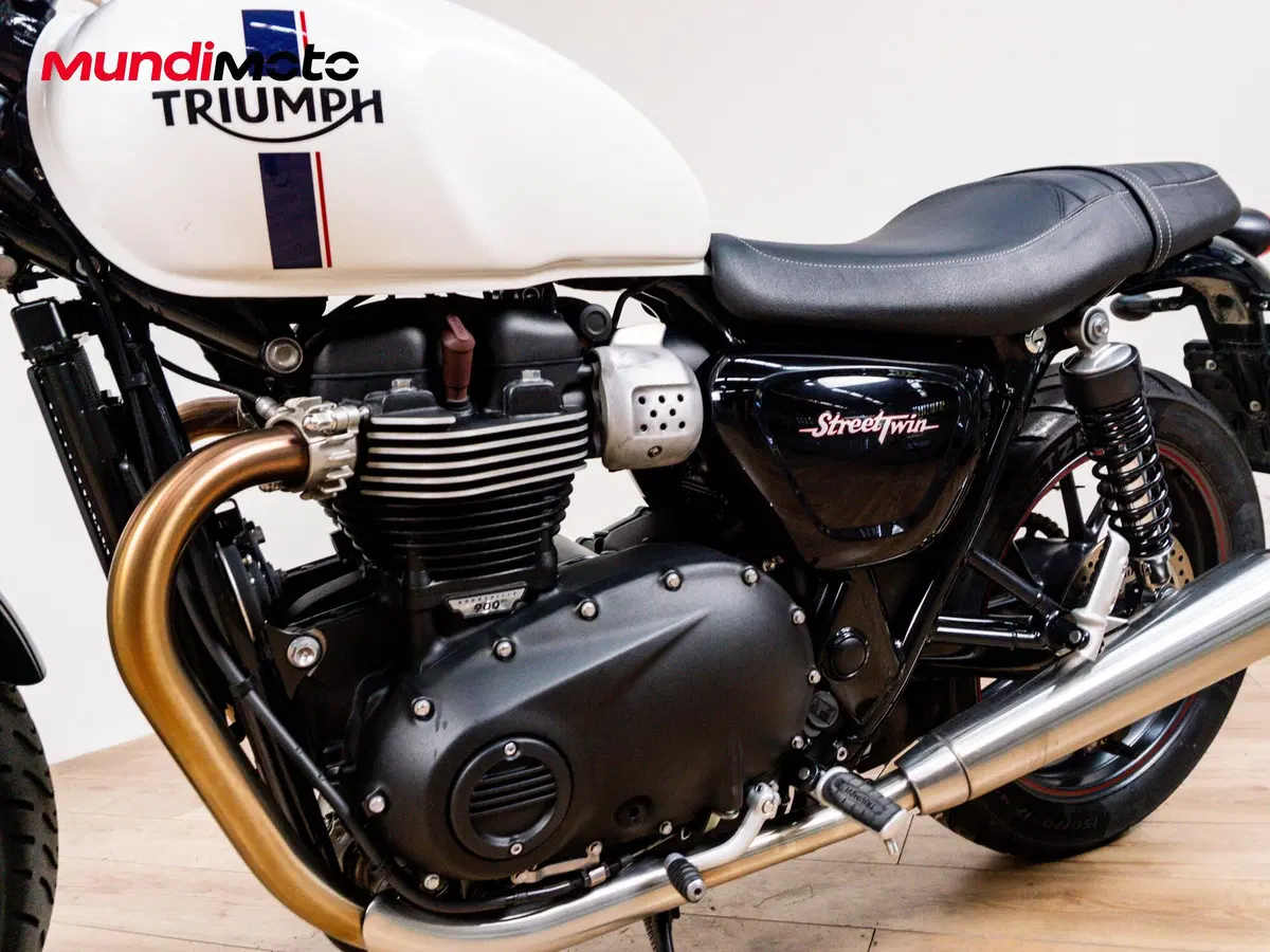 Triumph Street Twin 900 (2017 - 18) (9)