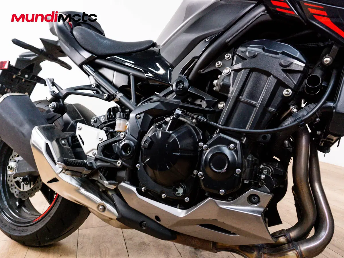 Kawasaki Z 900 (2019) (5)