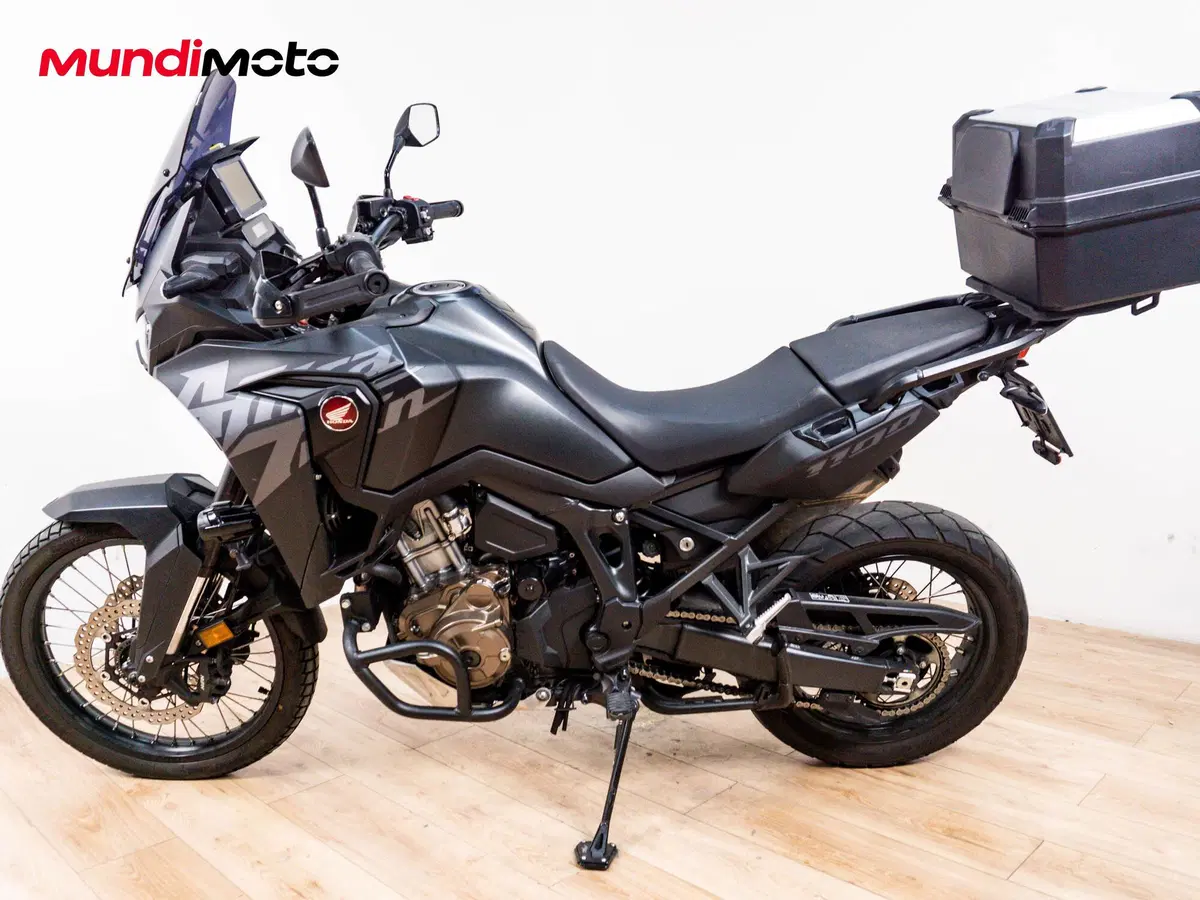 Honda Africa Twin CRF 1100L DCT (2022 - 23) (6)