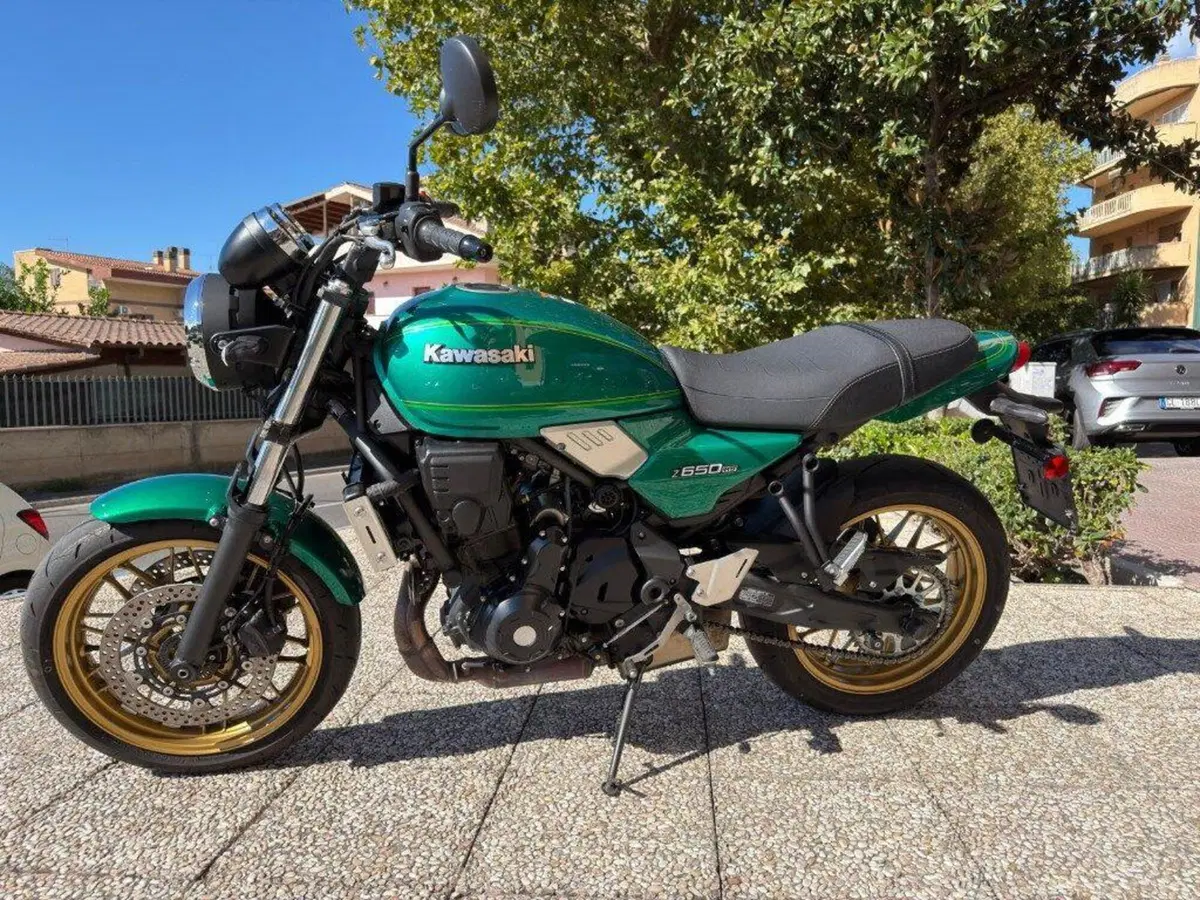 Kawasaki Z 650 RS (2022 - 24) (9)