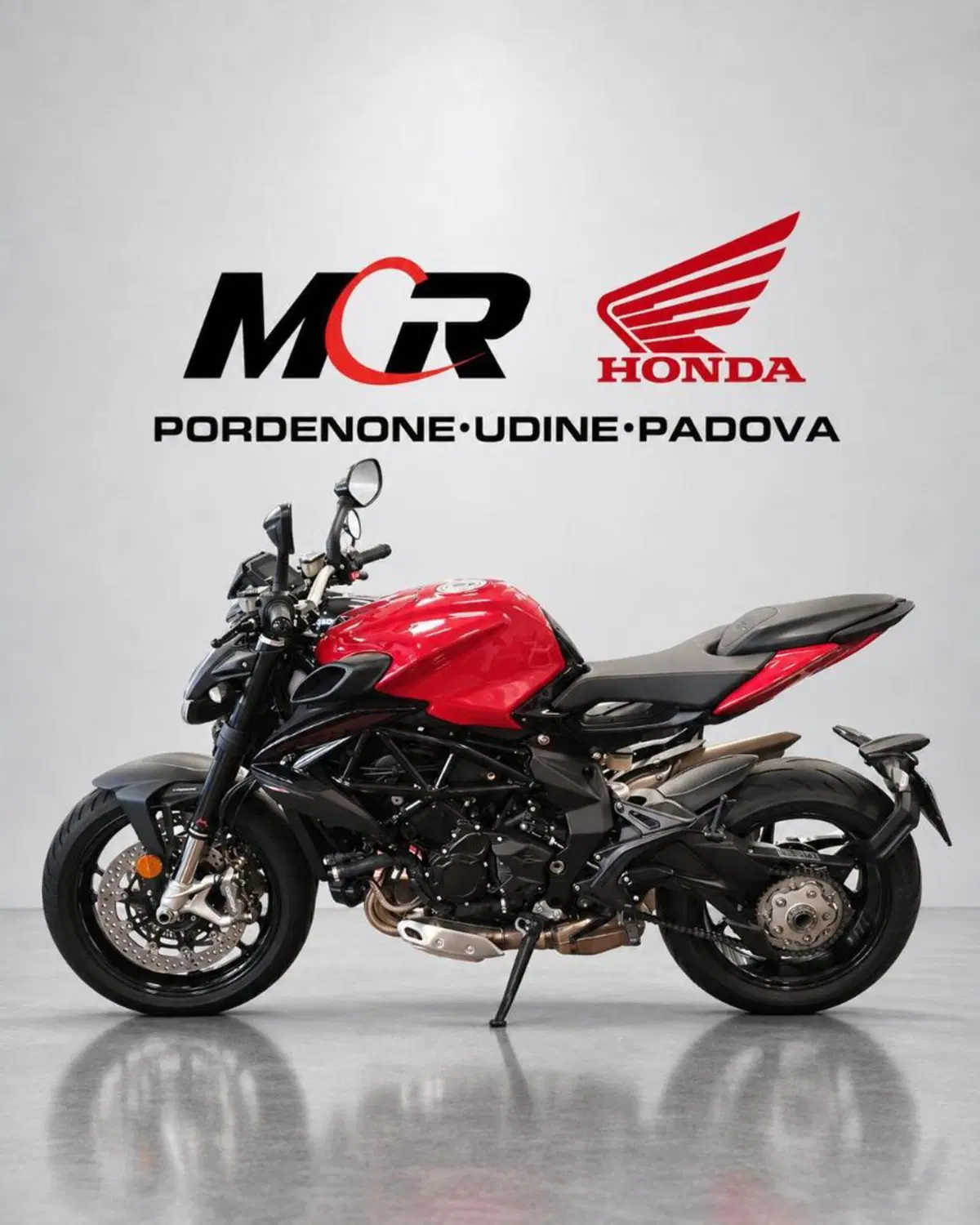 MV Agusta Brutale 800 R (2023 - 25) (2)
