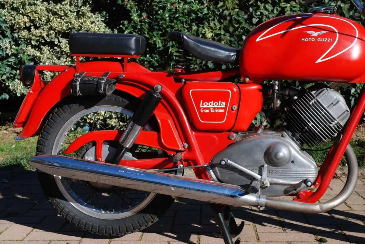 Moto Guzzi Lodola 235 GT (4)