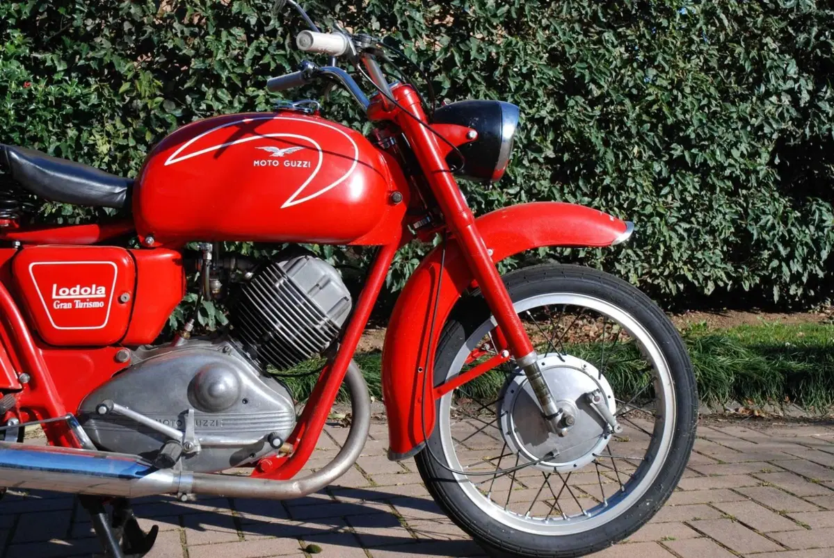 Moto Guzzi Lodola 235 GT (6)