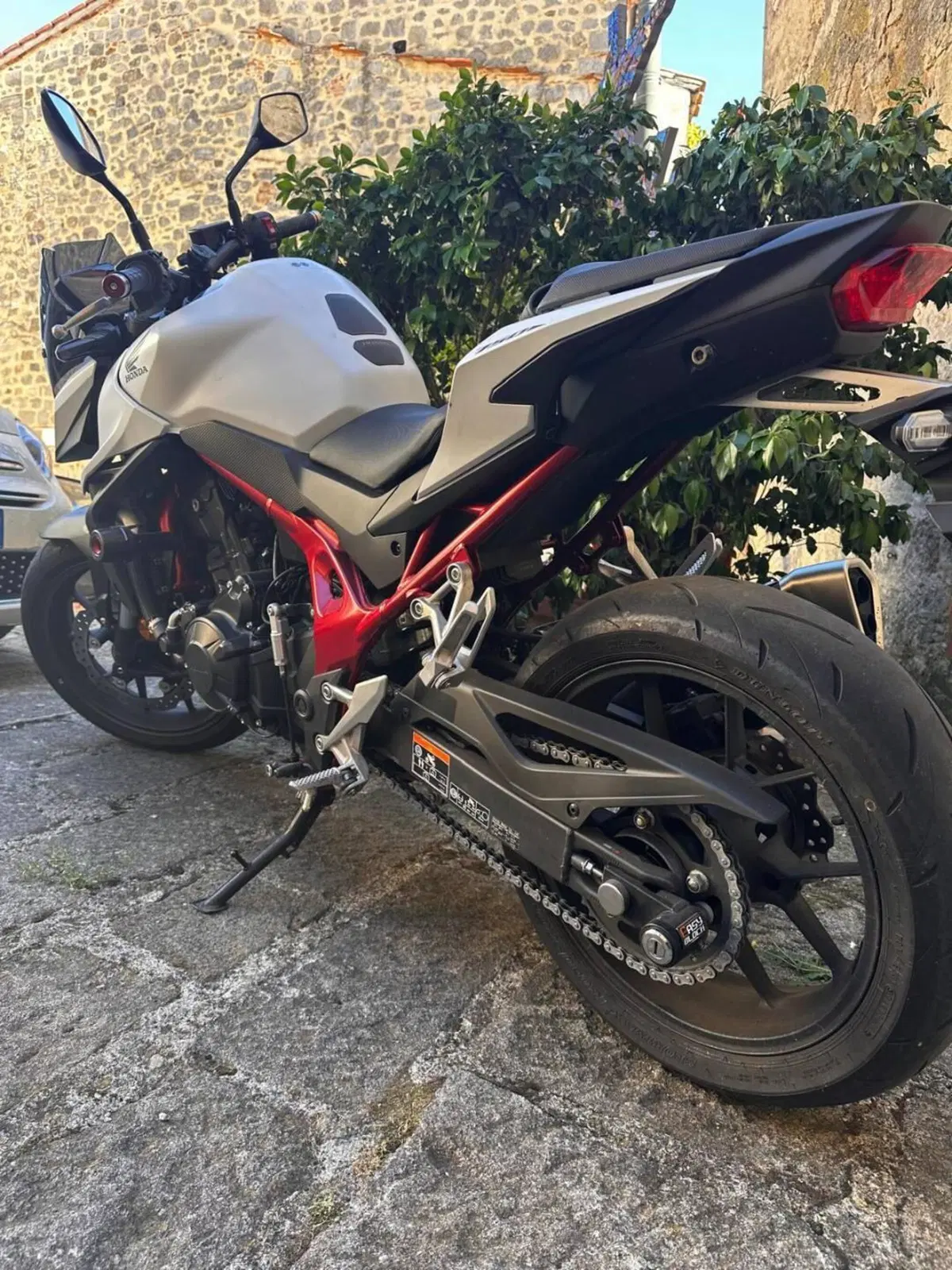 Honda CB 750 Hornet (2025) (4)