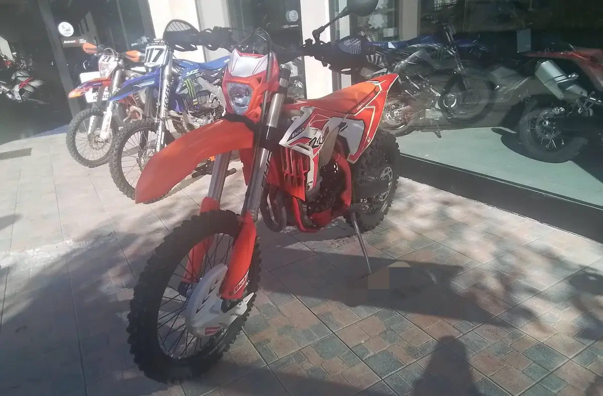 Betamotor RR X-PRO 350 4T Enduro (2025) (7)