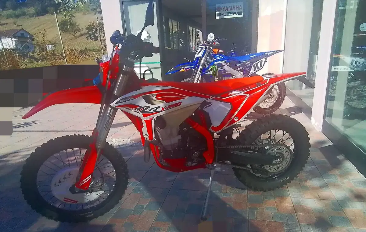 Betamotor RR X-PRO 350 4T Enduro (2025) (8)
