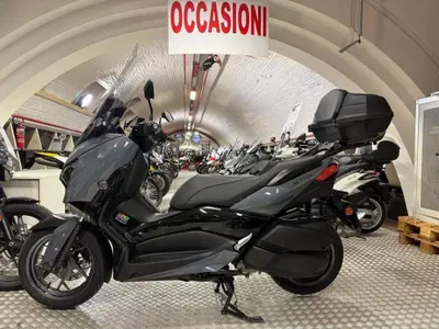 Yamaha X-Max 300 Tech Max (2021 - 24) usata