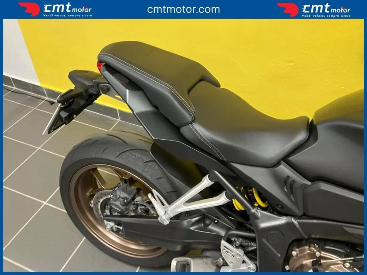 Honda CB 650 R (2021 - 23) (9)