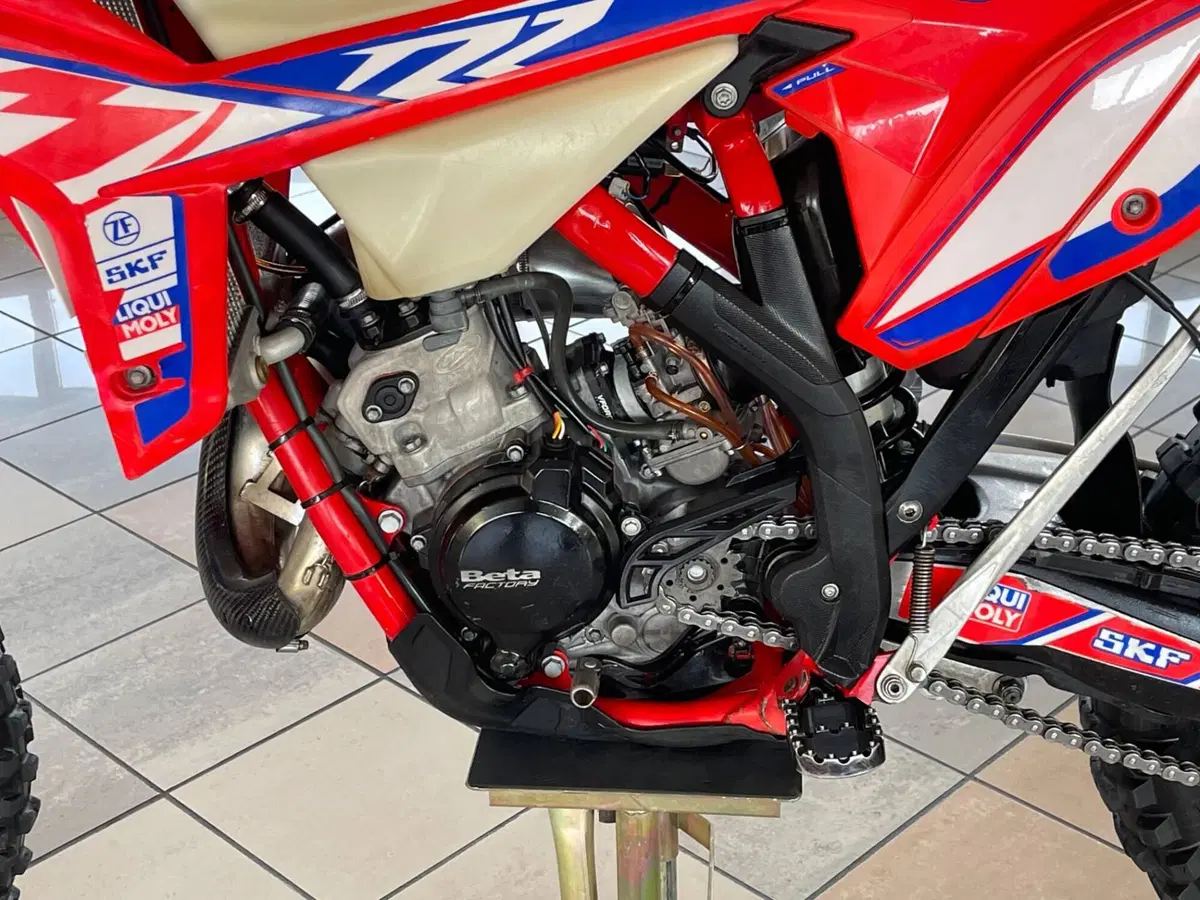 Betamotor RR 125 2T Enduro Racing (2022) (9)