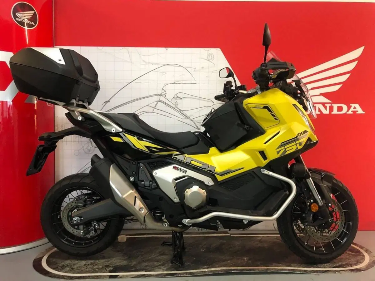 Honda X-ADV 750 (2025 - 27) (7)