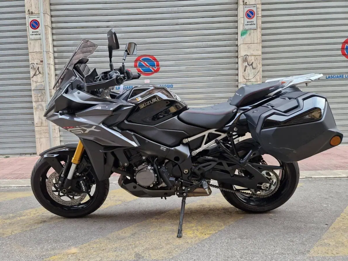Suzuki GSX-S1000GX Sport (2024 - 26) (3)